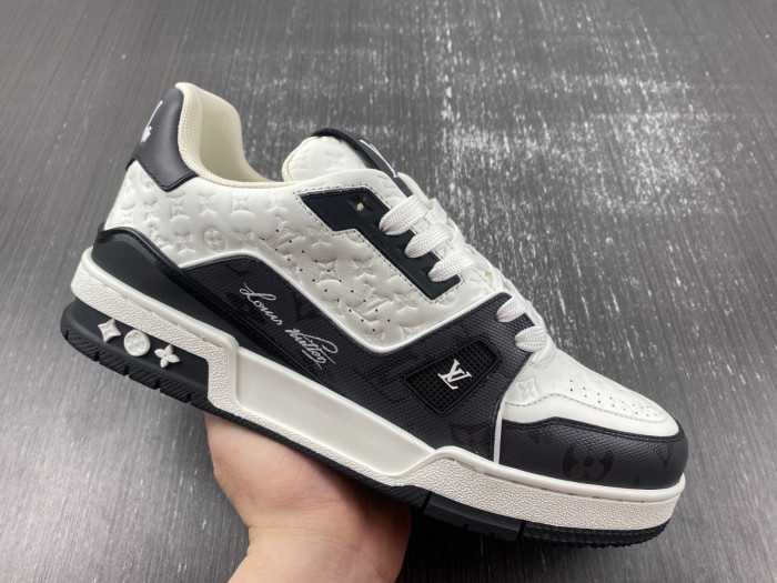 D1R* B9S COPSHOE DR-331