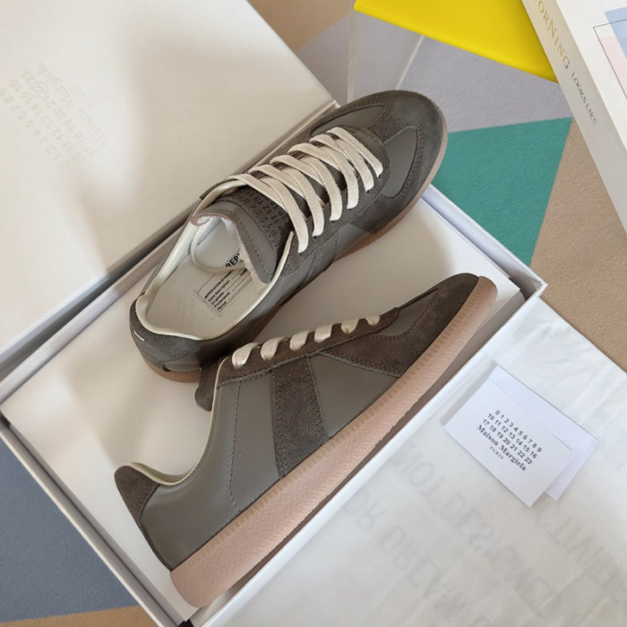 MM COPSHOE -MM18