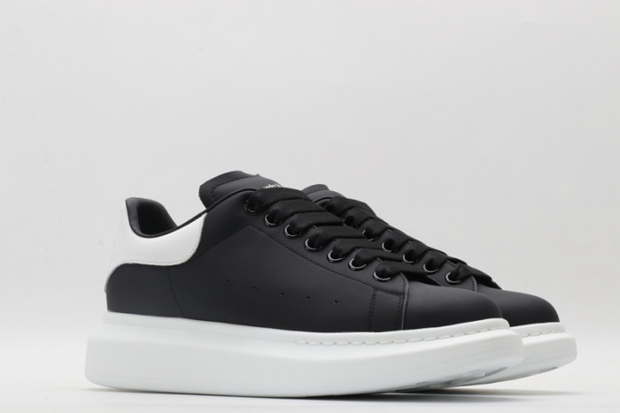 ale*d*r M*Q*en sole sneakers kickze-25
