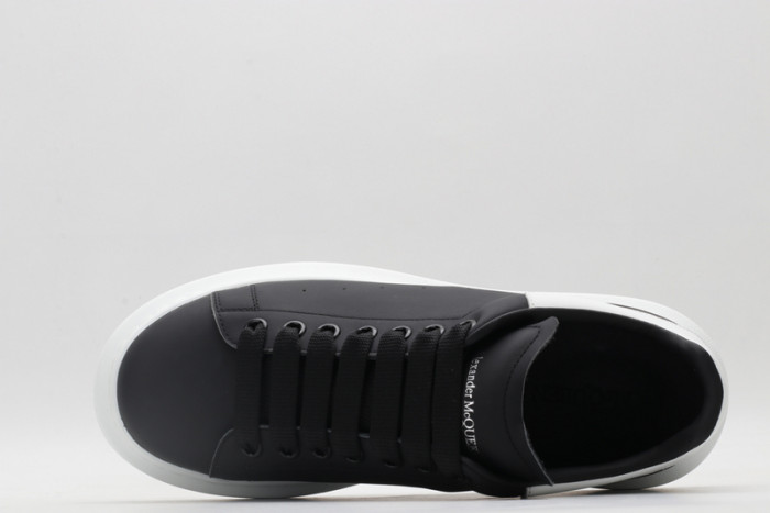 ale*d*r M*Q*en sole sneakers kickze-25