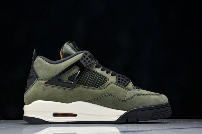 Jordan 4 Retro OG SP Undefeated (2025) IB1519-200