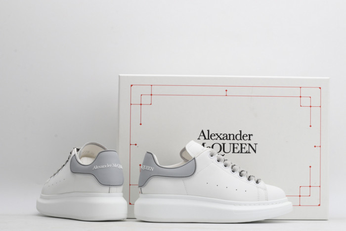 ale*d*r M*Q*en sole sneakers kickze-50