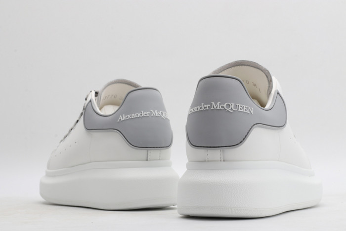 ale*d*r M*Q*en sole sneakers kickze-50