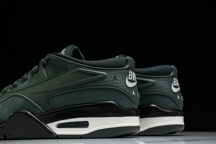 Jordan 4 RM SP Nigel Sylvester Grandma
