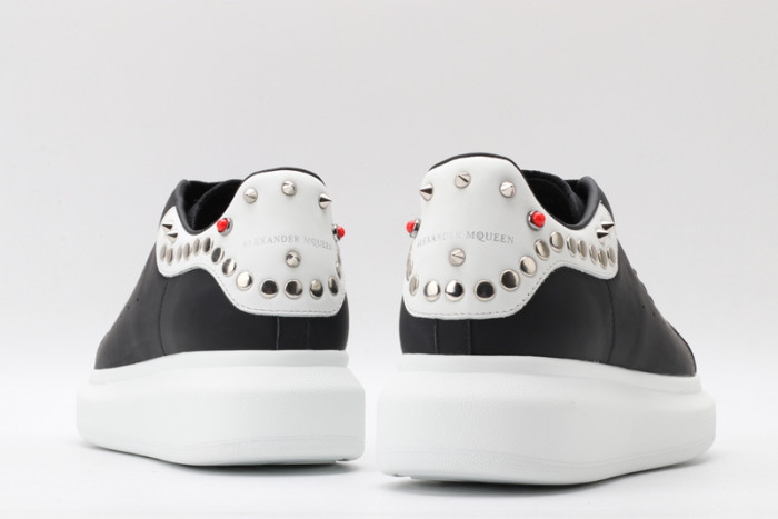 ale*d*r M*Q*en sole sneakers kickze-56