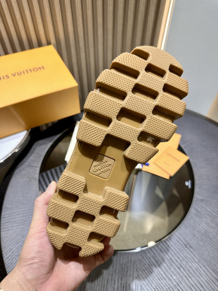 LVT BOOT COPSHOE L&V-383