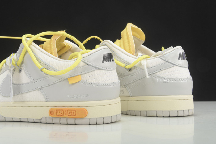 of x dunk low 