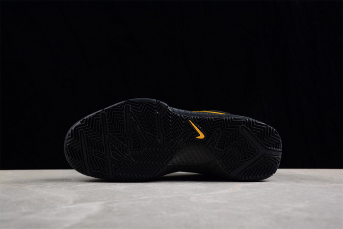 nike kobe 4 protro “black gold” fq3544-001