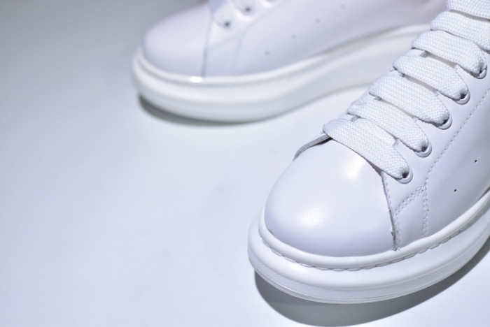 ale*d*r M*Q*en sole sneakers 376815