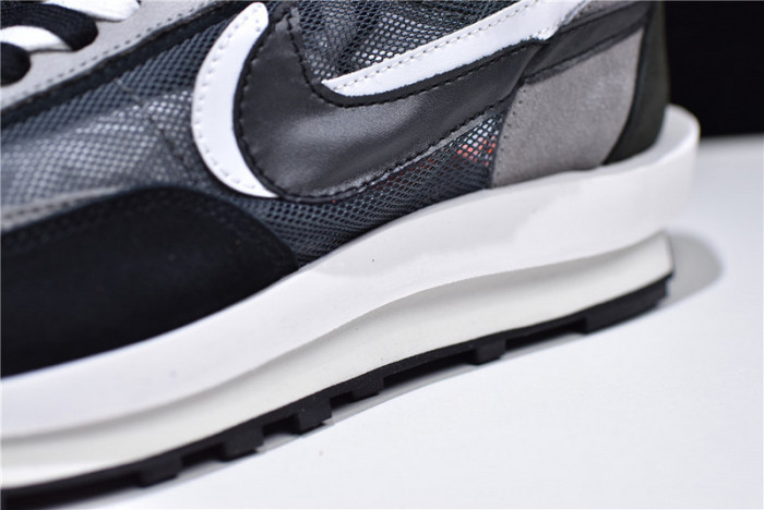 nike ld waffle sacai black anthracite - bv0073-001