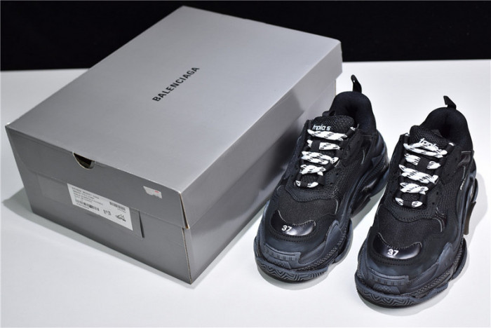 bl triple s trainer 