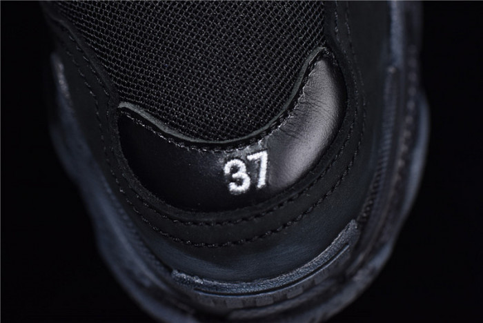 bl triple s trainer 